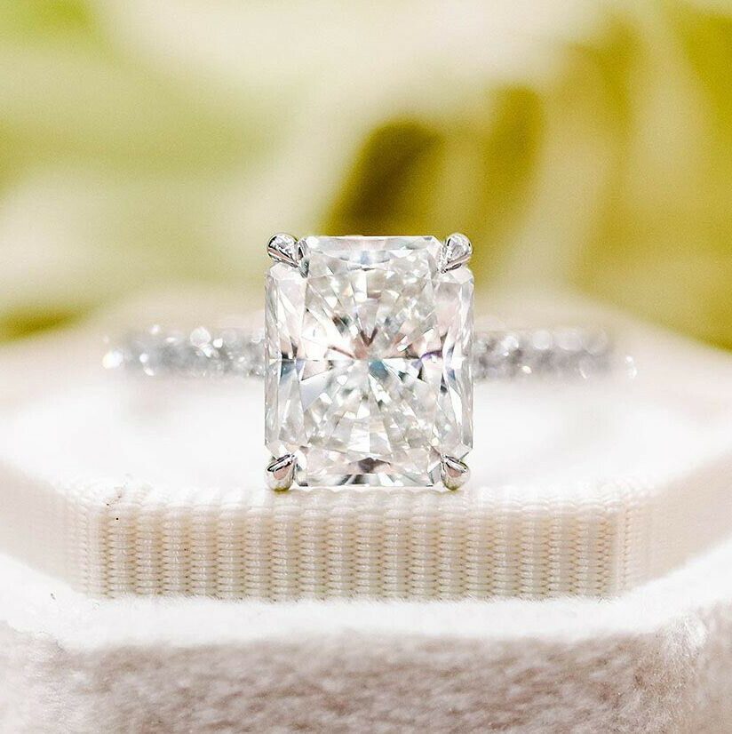 Radiant Cut Diamond Solitaire Engagement Ring, Gender : Women's at Rs  65,000 / Piece in Mumbai